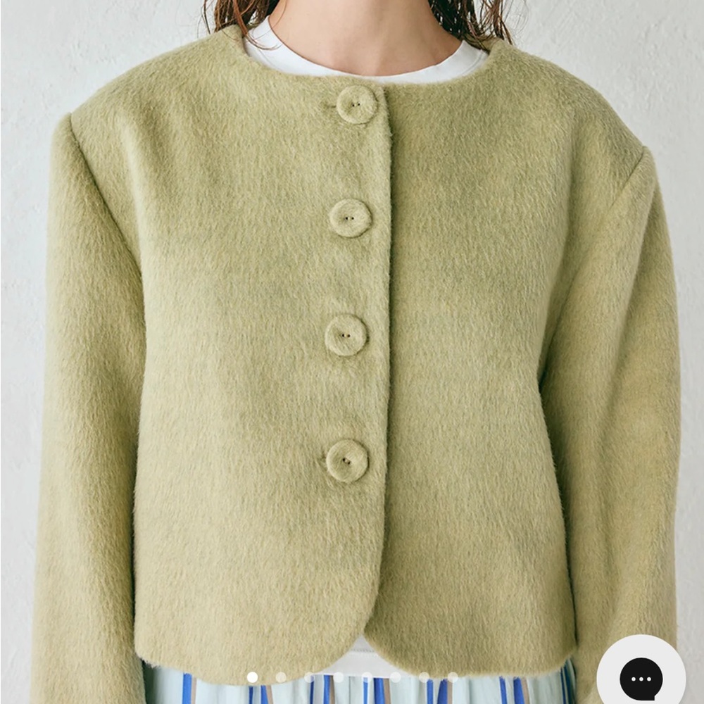 NWT VRG GRL Akoya Women's Green Jacket size S / US 4 runs large